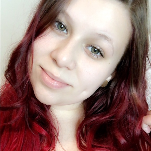 Meet your Posher, Meg - Picture 2 of 2